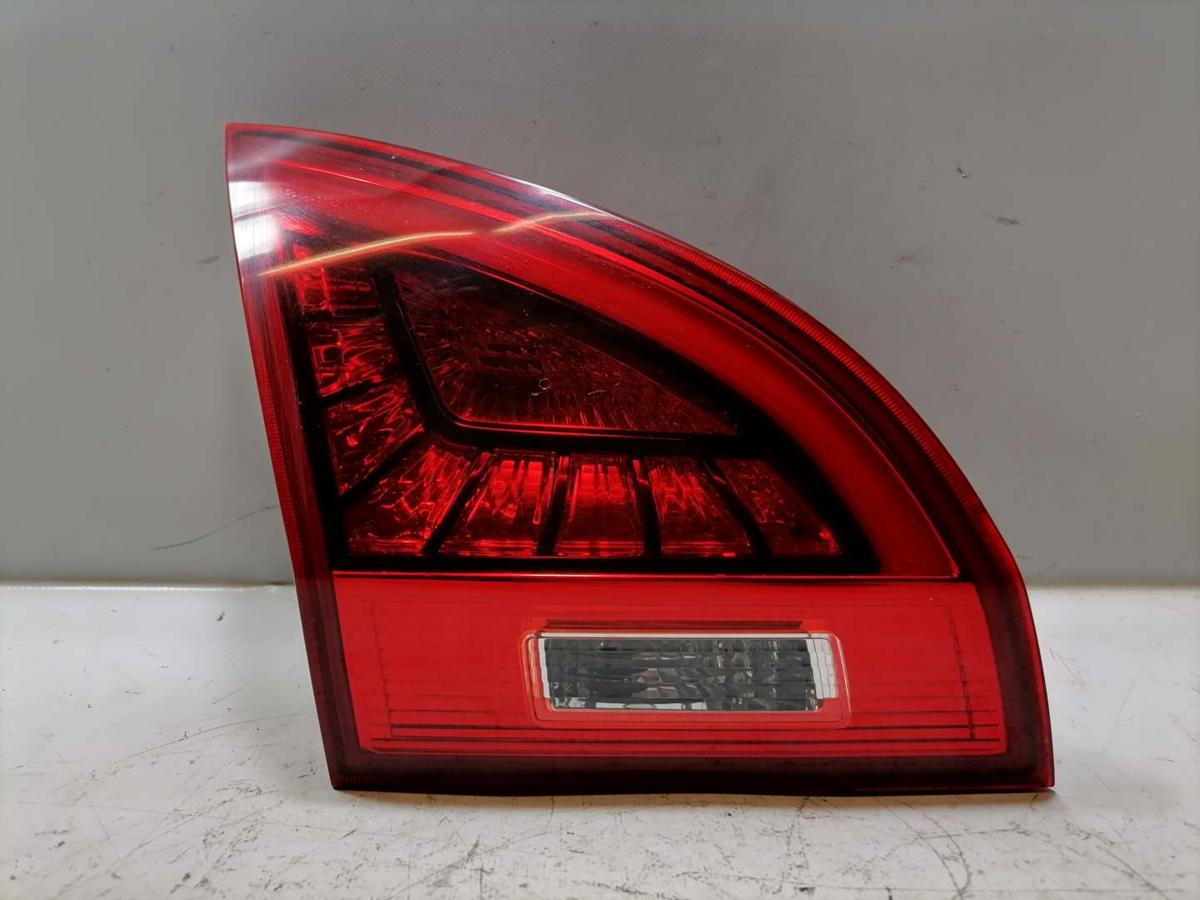 Kia Venga YN original Rücklicht Rückleuchte Heckleuchte innen links BJ16